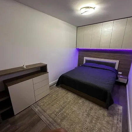 Studio, Tomis Park Constanta